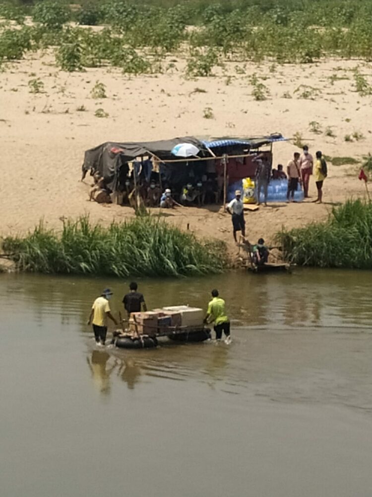 Food Crossing the River